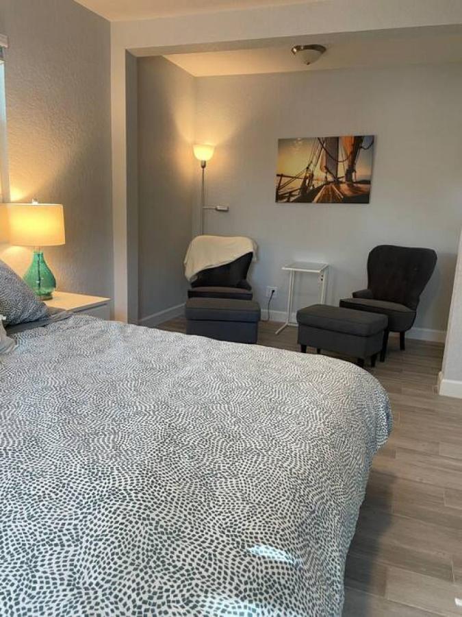 세인트피터즈버그 Family House In St Petersburg 아파트 외부 사진
